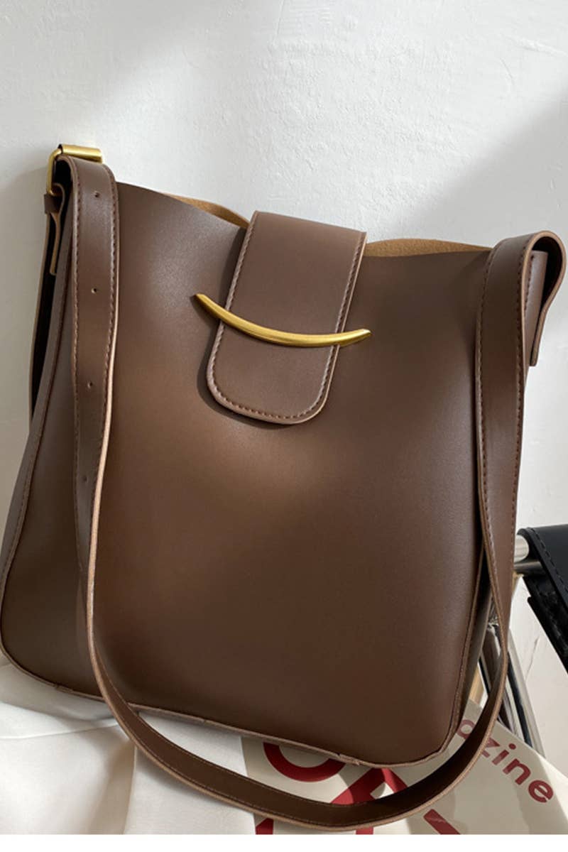 Vera Vegan Shoulder Bag